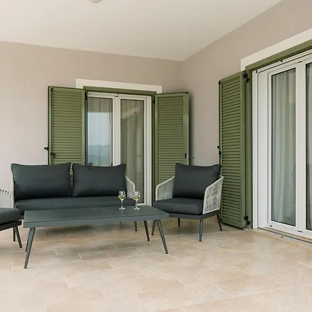 别墅 Vasilopoulos Residences - Emelia With Shared Pool *