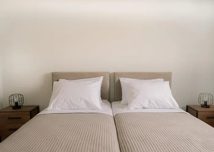 Vasilopoulos Residences - Emelia With Shared Pool *