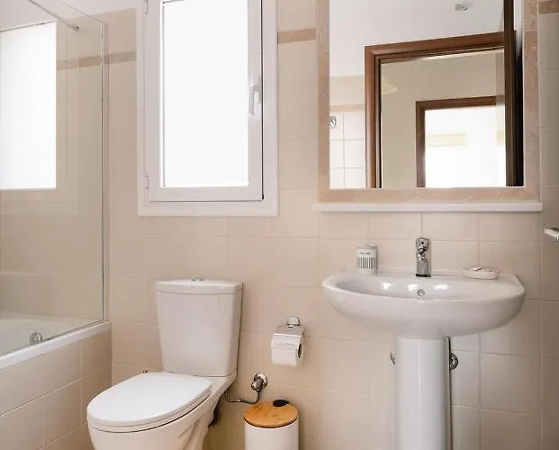 Vasilopoulos Residences - Emelia With Shared Pool *