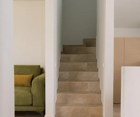 Vasilopoulos Residences - Emelia With Shared Pool Villa *