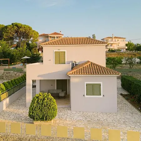 Vasilopoulos Residences - Emelia With Shared Pool Villa
