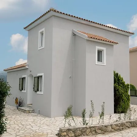 Villa Vasilopoulos Residences - Emelia With Shared Pool