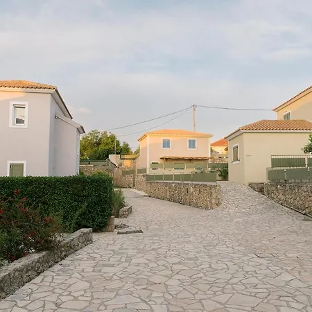 וילה Vasilopoulos Residences - Emelia With Shared Pool *